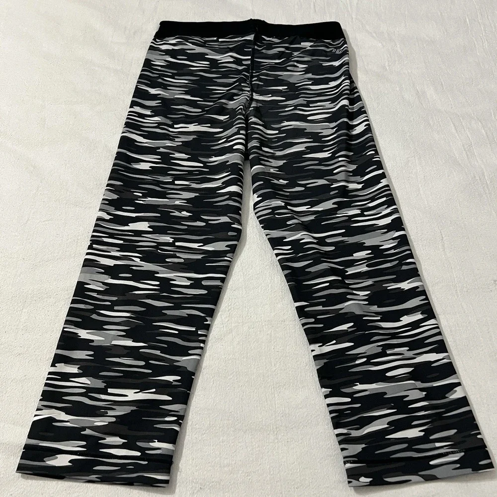 Nike Pants Women Medium Black Camo Dri Fit Running Leggings Capri Stretch